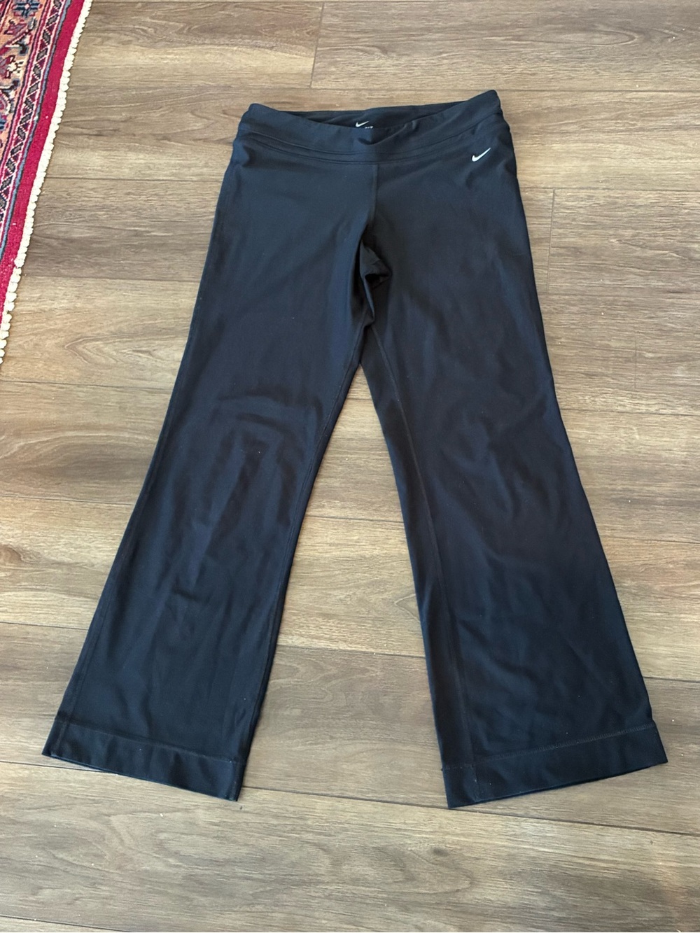 Nike Dri-FIT Black Bootcut Yoga Pants Hidden Pocket. Size Women's Large - Picture 12 of 12